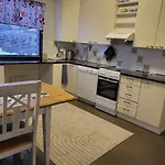 3 Bedrooms, Sauna And Kitchen House Lejlighed Pori