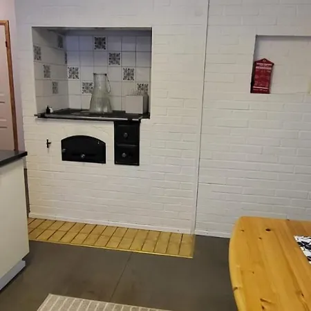 Апартаменты 3 Bedrooms, Sauna And Kitchen House