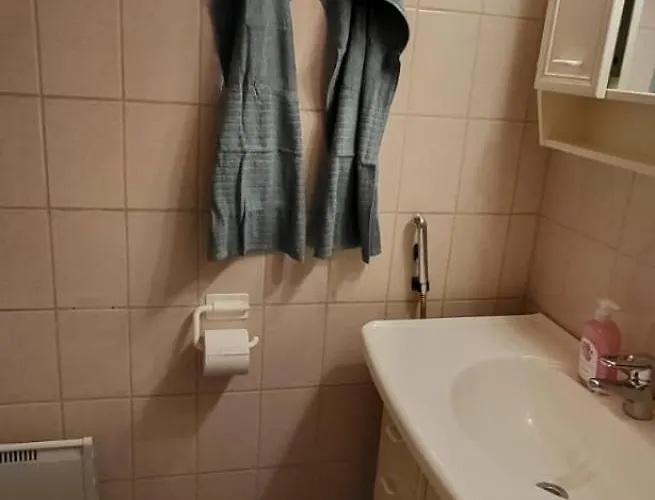 3 Bedrooms, Sauna And Kitchen House Apartament *