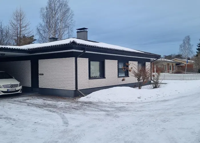 3 Bedrooms, Sauna And Kitchen House Apartament